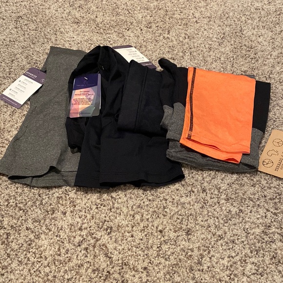 NWT - activewear lot - Picture 1 of 13